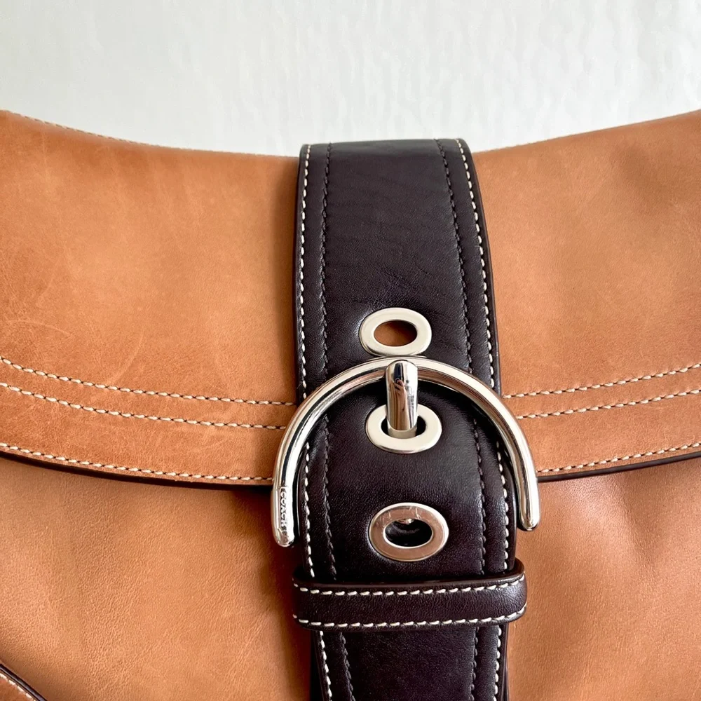 Coach classic shoulder